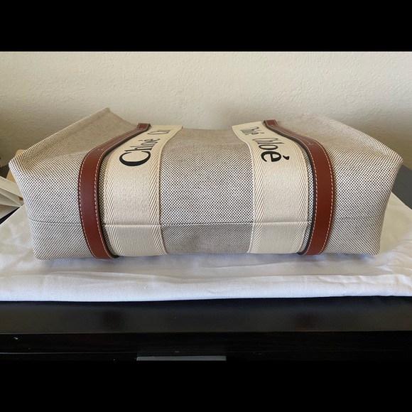 Woody medium leather-trimmed cotton-canvas tote - Picture 13 of 16